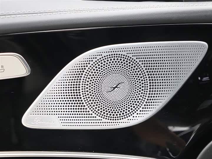 Фото 5 - Mercedes-Benz AMG GT