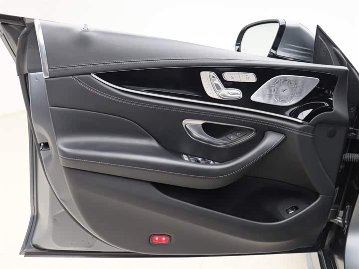 Фото 6 - Mercedes-Benz AMG GT