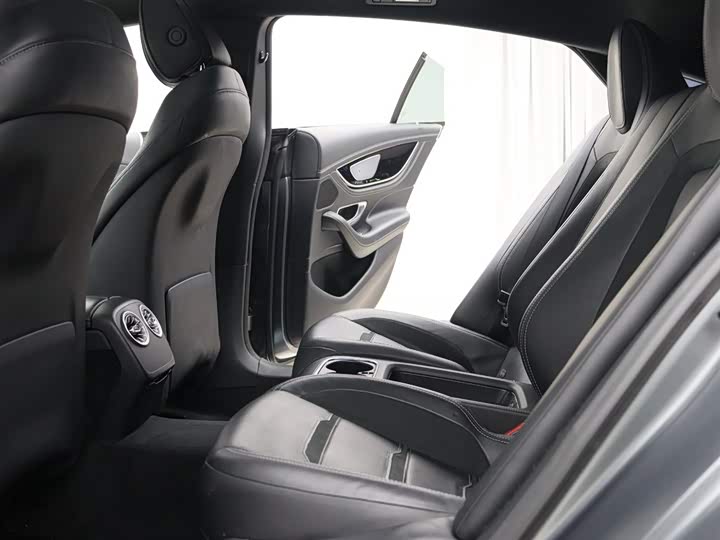 Фото 7 - Mercedes-Benz AMG GT