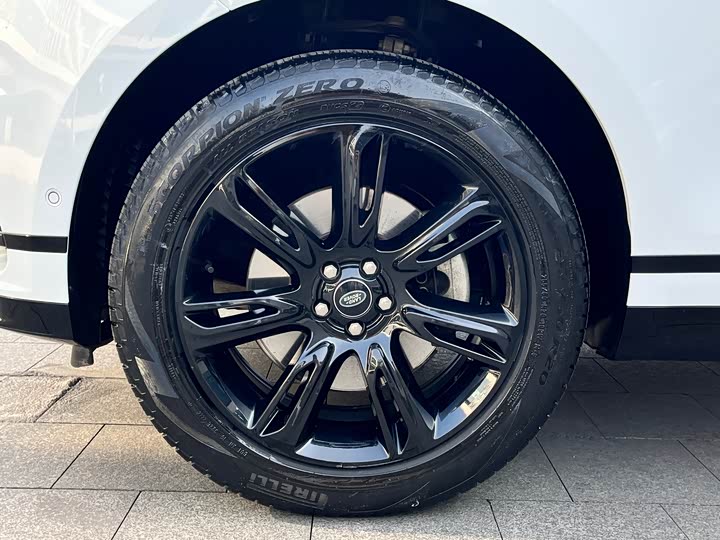 Фото 4 - Land Rover Range Rover Velar