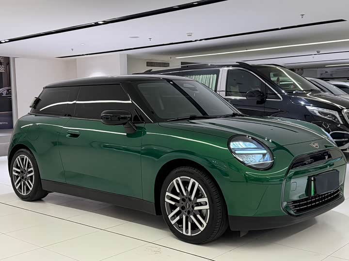 Фото 3 - Mini Cooper