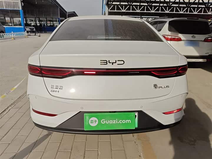 Фото 6 - BYD Qin Plus