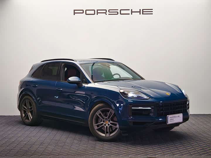 Фото 1 - Porsche Cayenne