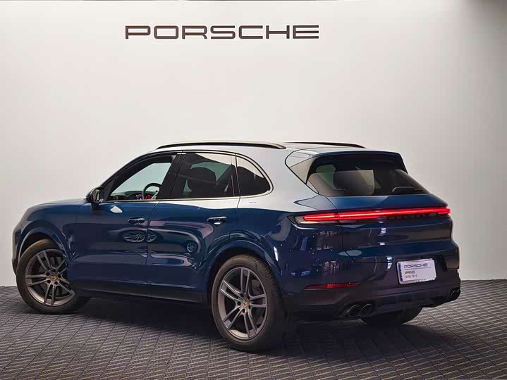 Фото 5 - Porsche Cayenne