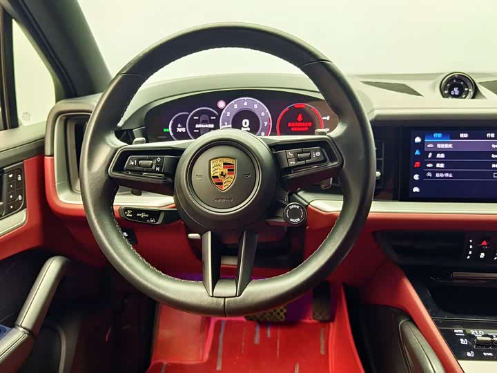 Фото 9 - Porsche Cayenne