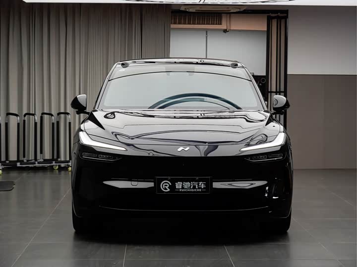 Фото 3 - Nio Onvo L60