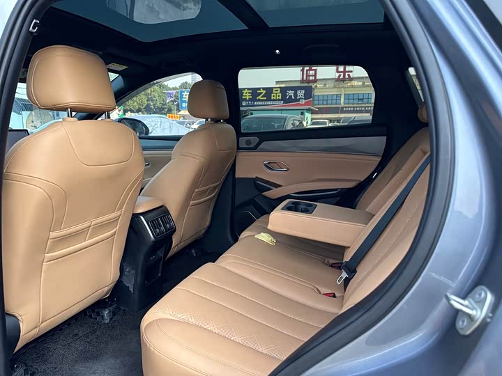 Фото 9 - BYD Song L DM-i Hybrid