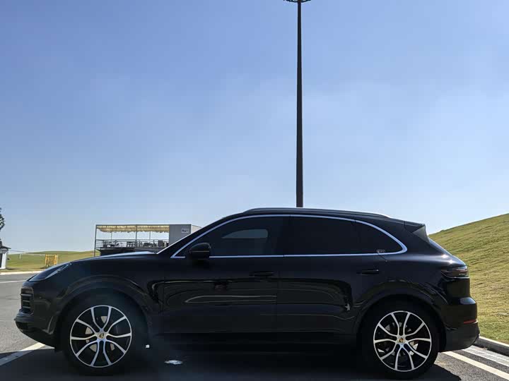 Фото 4 - Porsche Cayenne