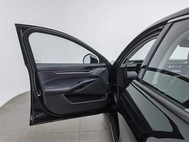 Фото 8 - Ford Mondeo