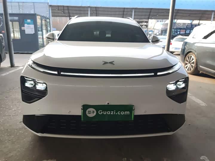 Фото 3 - XPeng G9