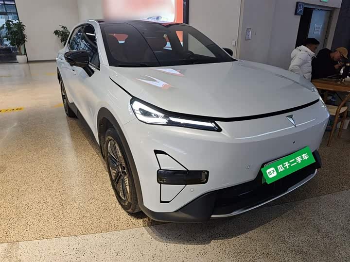 Фото 4 - Changan Deepal S05