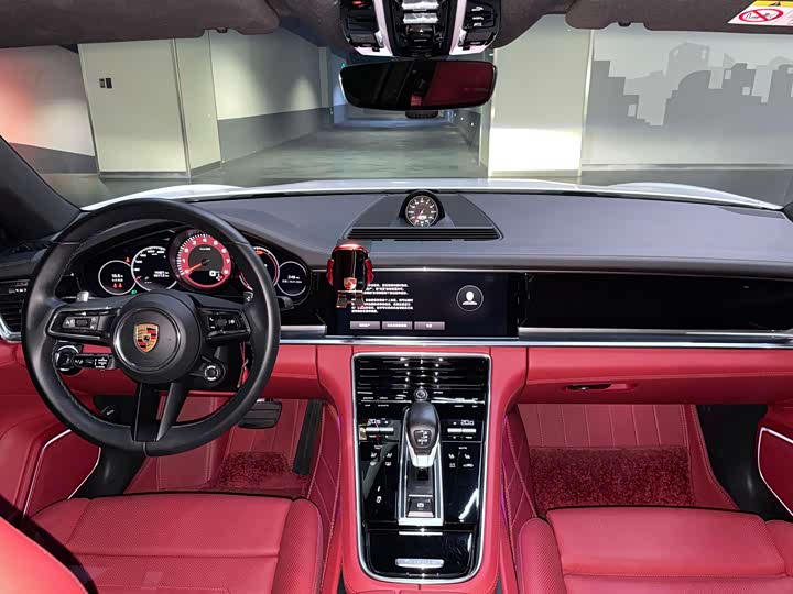 Фото 9 - Porsche Panamera