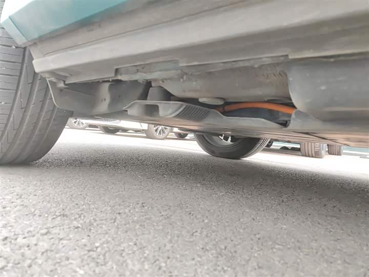 Фото 4 - Audi Q2L e-tron