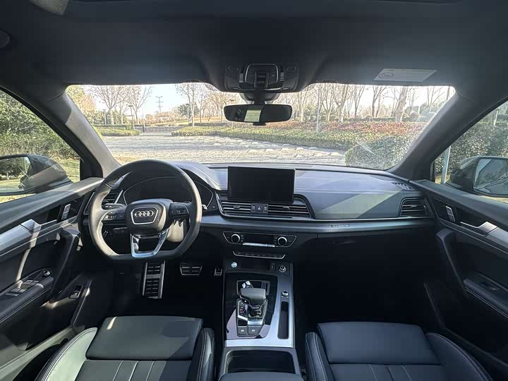 Фото 5 - Audi Q5L Sportback