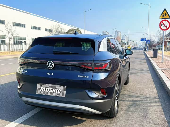 Фото 7 - Volkswagen ID.4 Crozz