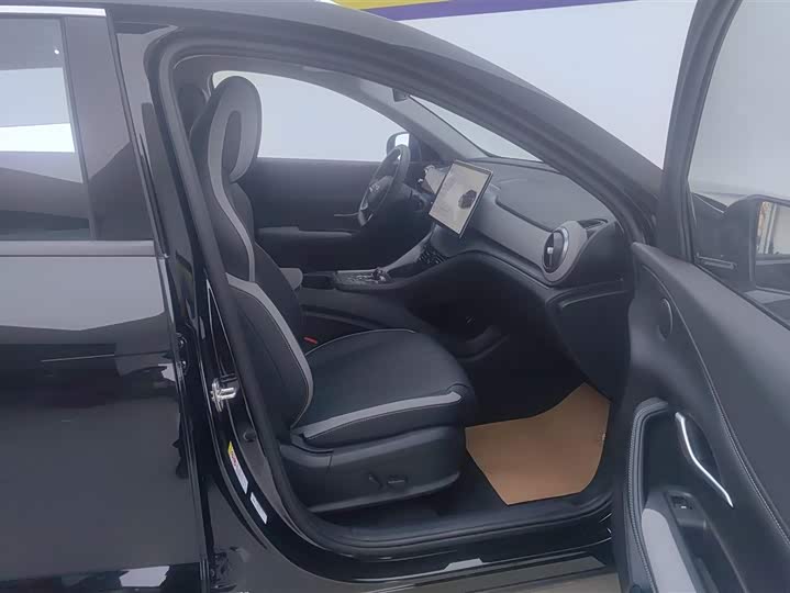 Фото 8 - BYD Sea Lion 05 DM-i Hybrid