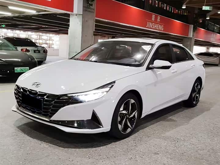 Фото 1 - Hyundai Elantra N line