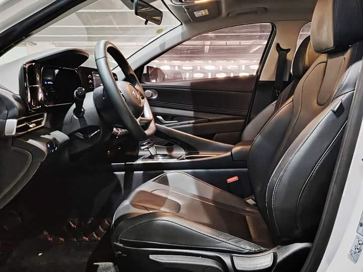 Фото 5 - Hyundai Elantra N line