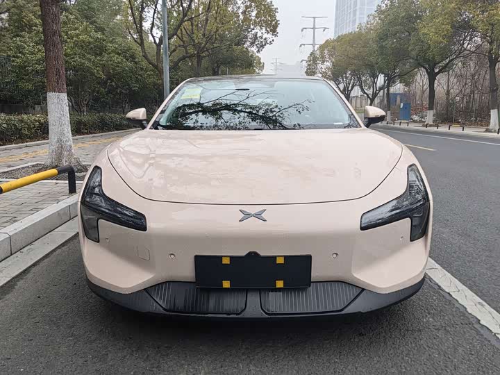 Фото 2 - XPeng Mona M03