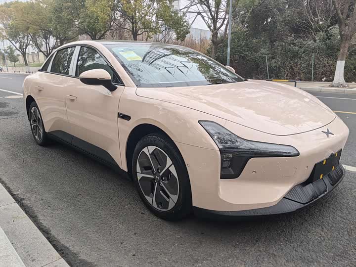 Фото 3 - XPeng Mona M03