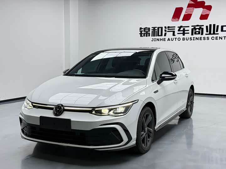 Фото 1 - Volkswagen Golf