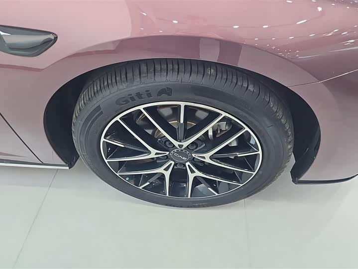 Фото 6 - BYD Seal 07 DM-i Hybrid