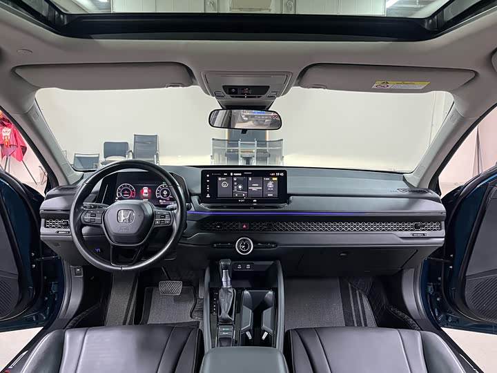 Фото 5 - Honda Accord