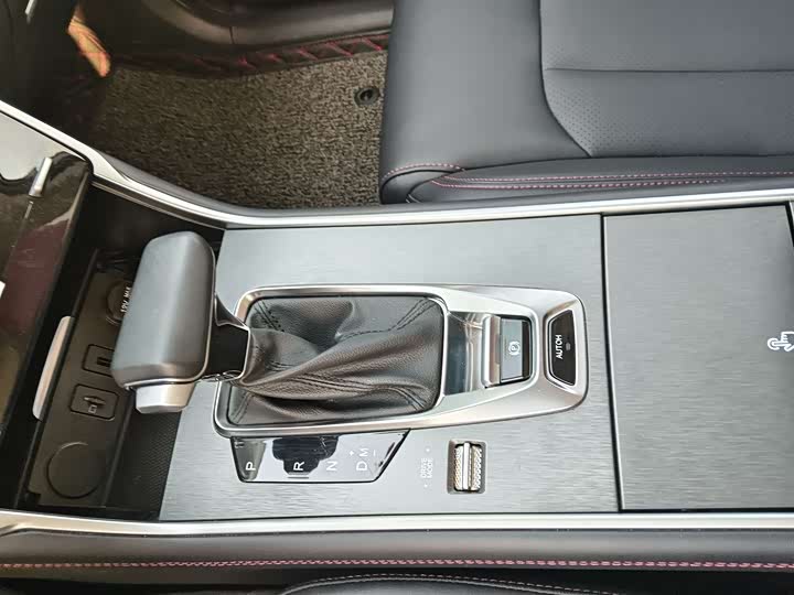 Фото 5 - Changan CS75