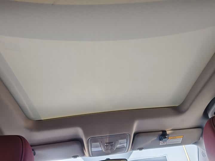 Фото 9 - Changan CS75