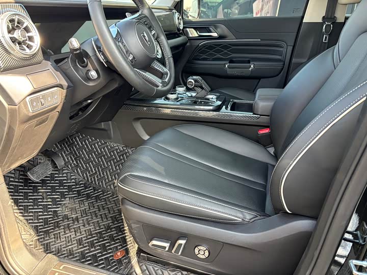 Фото 7 - Tank 300