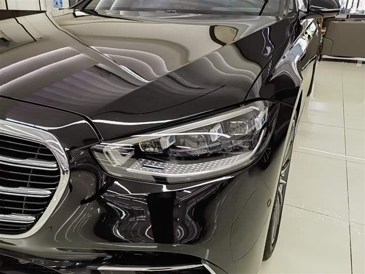 Фото 5 - Mercedes-Benz S-Class