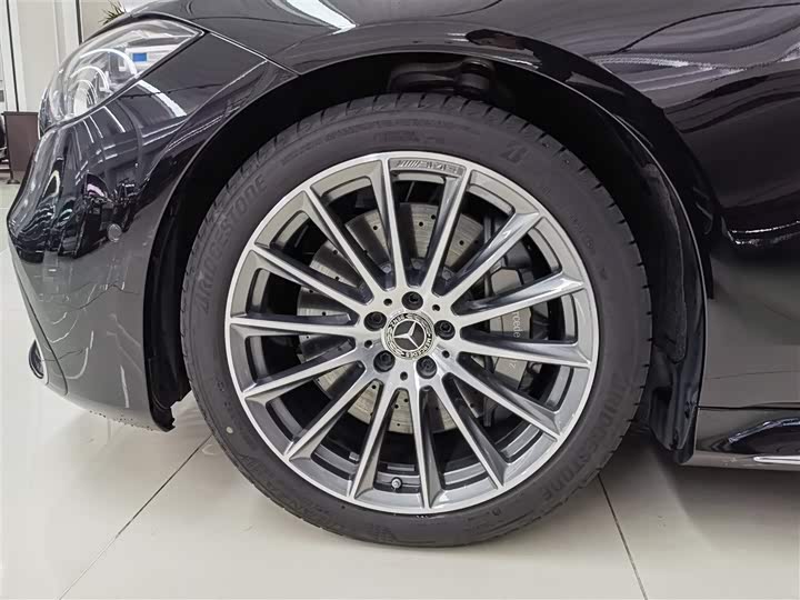 Фото 7 - Mercedes-Benz S-Class