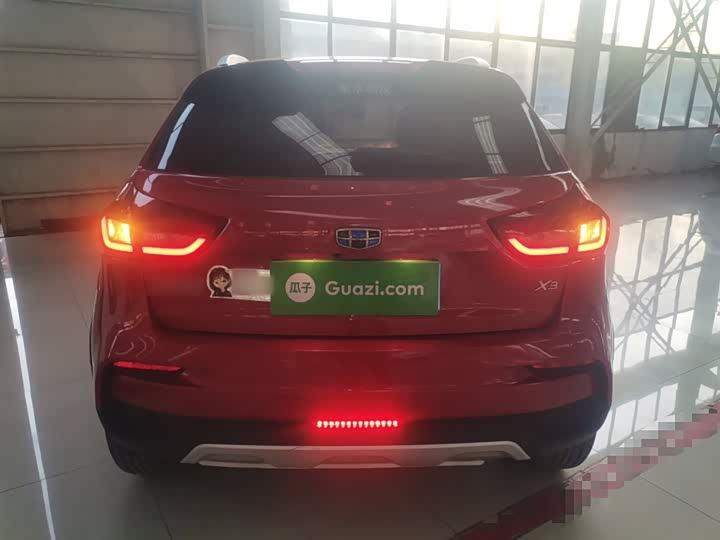 Фото 6 - Geely Vision X3