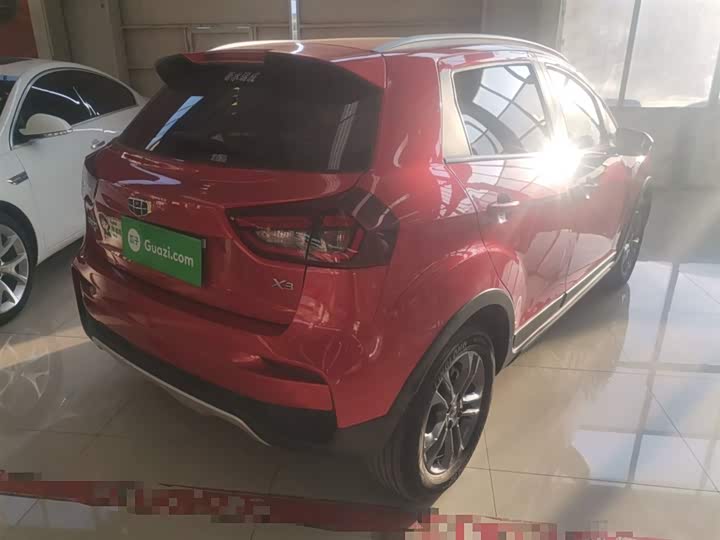 Фото 7 - Geely Vision X3