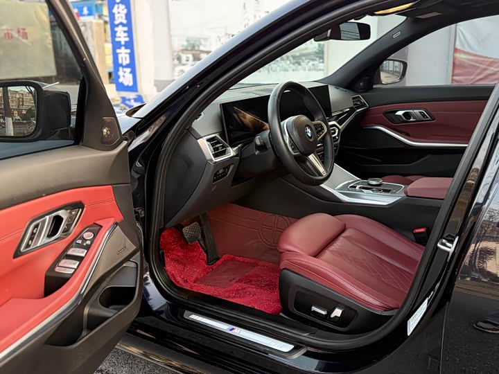 Фото 4 - BMW 3 Series