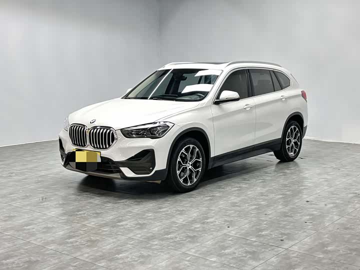 Фото 1 - BMW X1