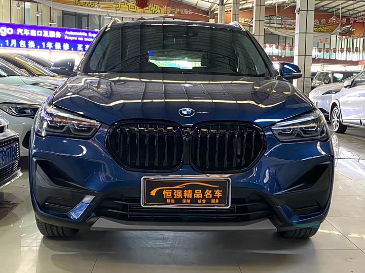 Фото 2 - BMW X1
