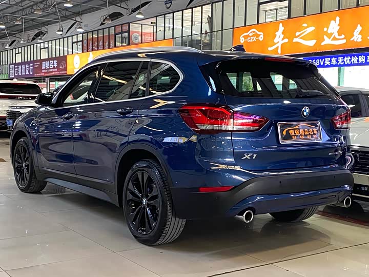 Фото 4 - BMW X1