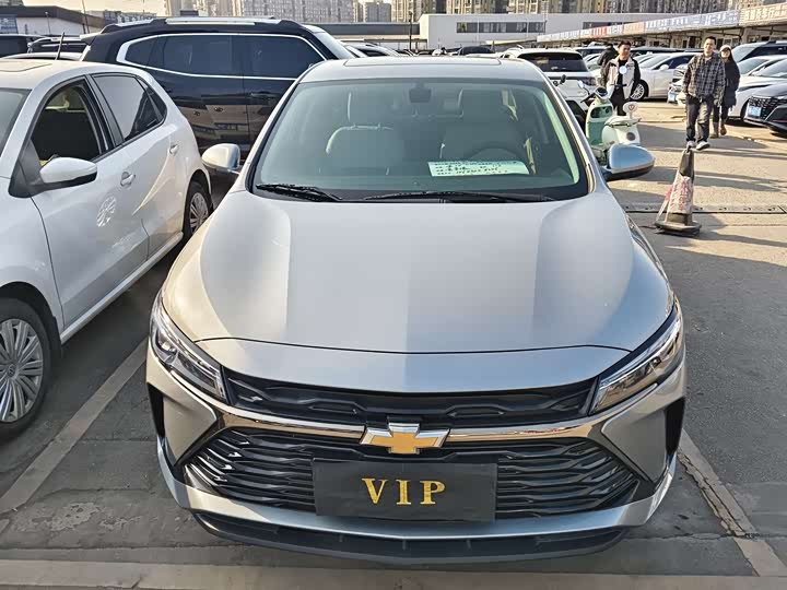 Фото 2 - Chevrolet Monza