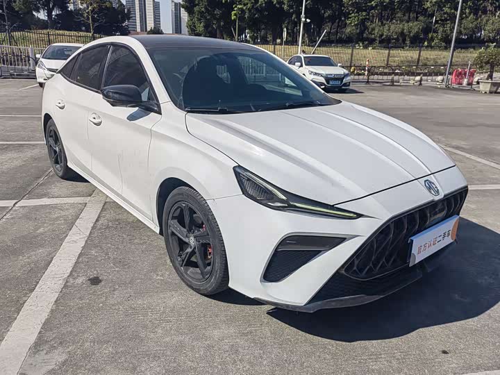 Фото 3 - MG Motor 5 Scorpio