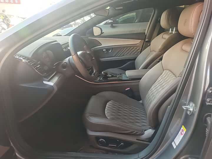 Фото 4 - BYD Han