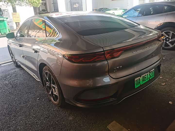 Фото 9 - BYD Han