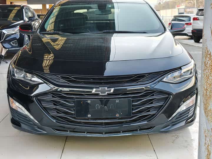 Фото 2 - Chevrolet Malibu XL