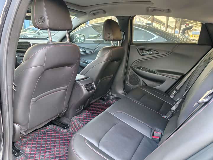 Фото 6 - Chevrolet Malibu XL