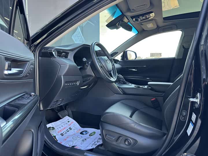 Фото 8 - Toyota Venza