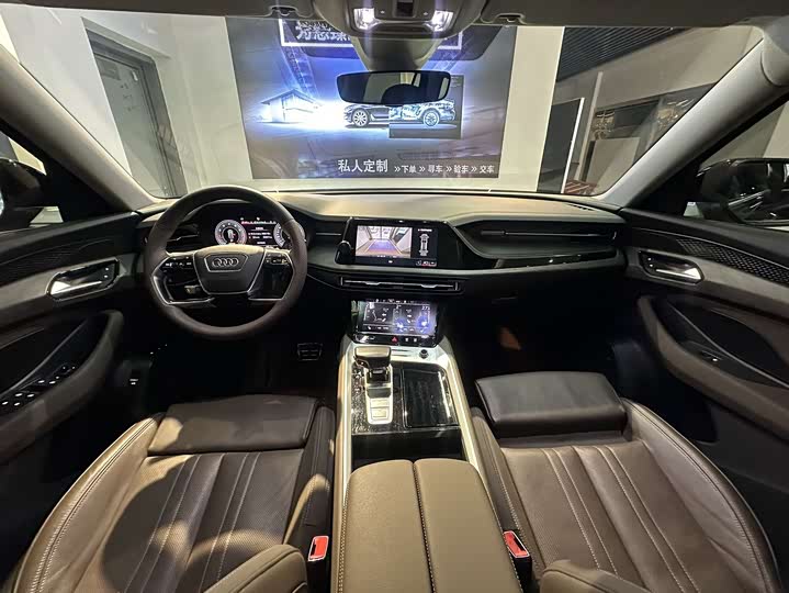 Фото 9 - Audi Q6