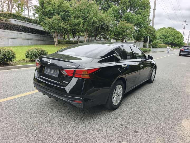 Фото 6 - Nissan Teana