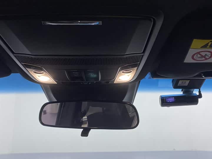 Фото 9 - Honda Odyssey