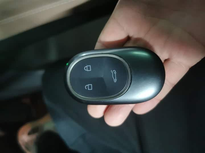 Фото 9 - Nio ES6