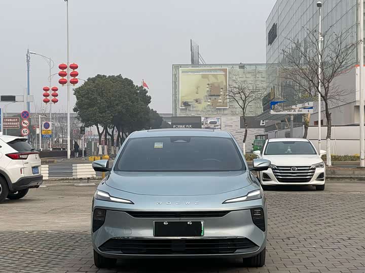 Фото 2 - Roewe D6